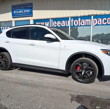 2022 Alfa Romeo Stelvio