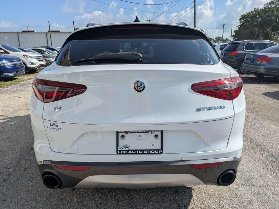 2022 Alfa Romeo Stelvio - Image 4 of 20