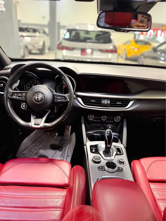 2022 Alfa Romeo Stelvio - Image 4 of 6