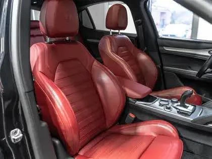 2022 Alfa Romeo Stelvio - Image 8 of 9