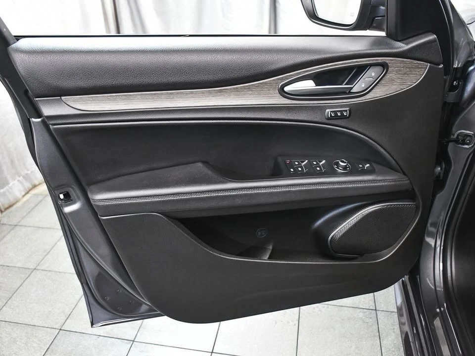 2022 Alfa Romeo Stelvio - Image 9 of 20