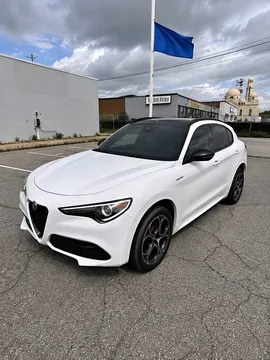 2022 Alfa Romeo Stelvio Veloce