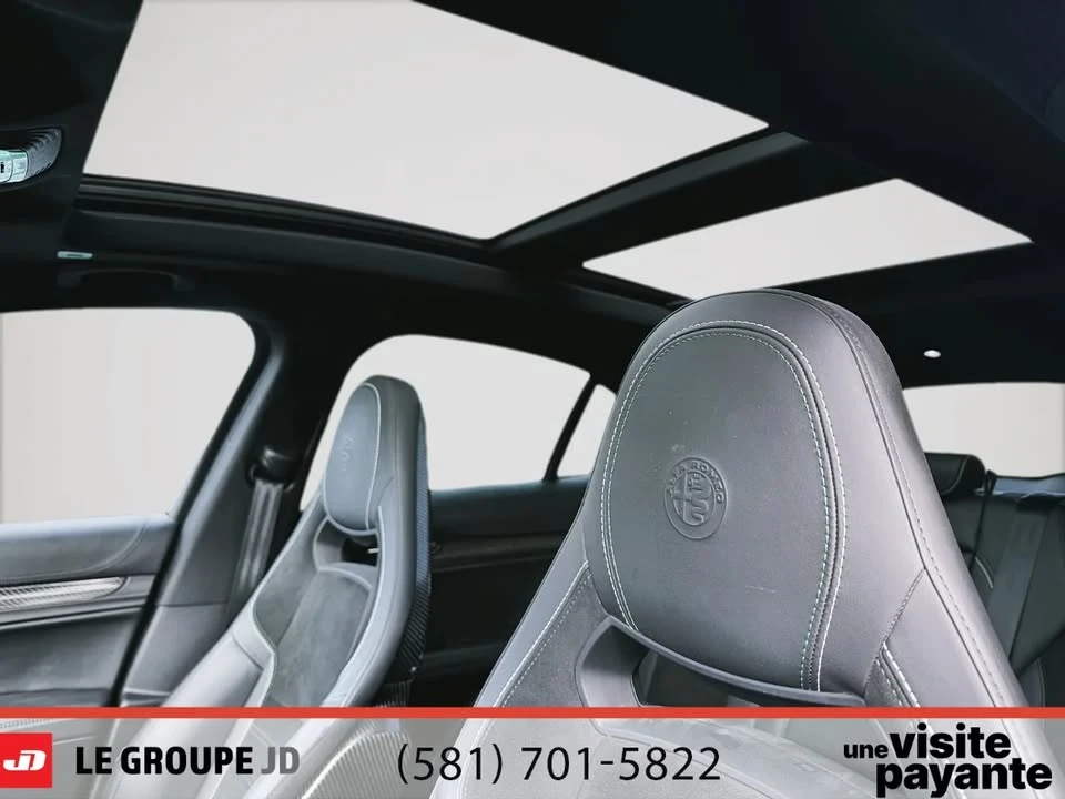 2022 Alfa Romeo Stelvio - Image 9 of 10