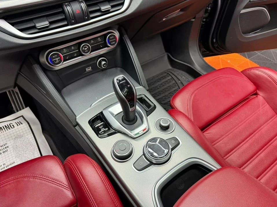 2022 Alfa Romeo Stelvio - Image 17 of 17