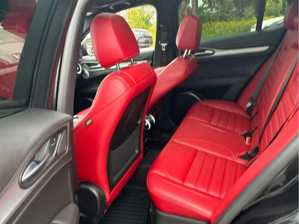 2022 Alfa Romeo Stelvio - Image 6 of 10