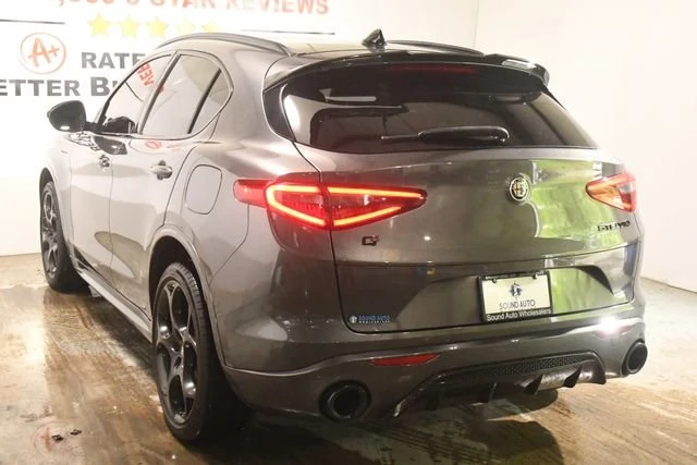 2022 Alfa Romeo Stelvio - Image 4 of 20