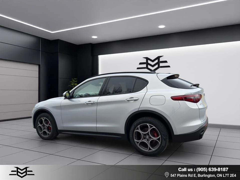 2022 Alfa Romeo Stelvio - Image 15 of 20