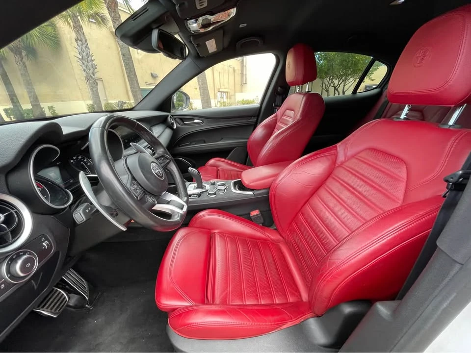 2022 Alfa Romeo Stelvio - Image 6 of 7