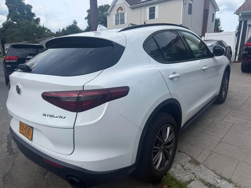 2022 Alfa Romeo Stelvio - Image 3 of 20