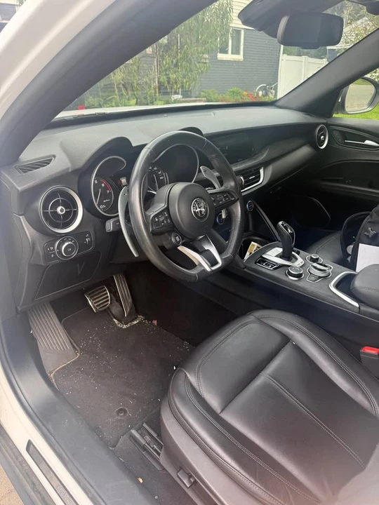 2022 Alfa Romeo Stelvio - Image 5 of 20