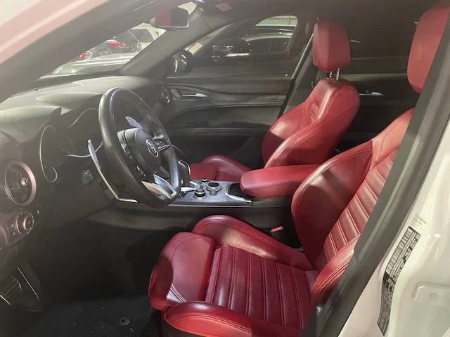 2022 Alfa Romeo Stelvio - Image 2 of 6