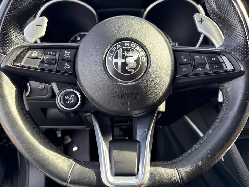 2022 Alfa Romeo Stelvio - Image 11 of 19