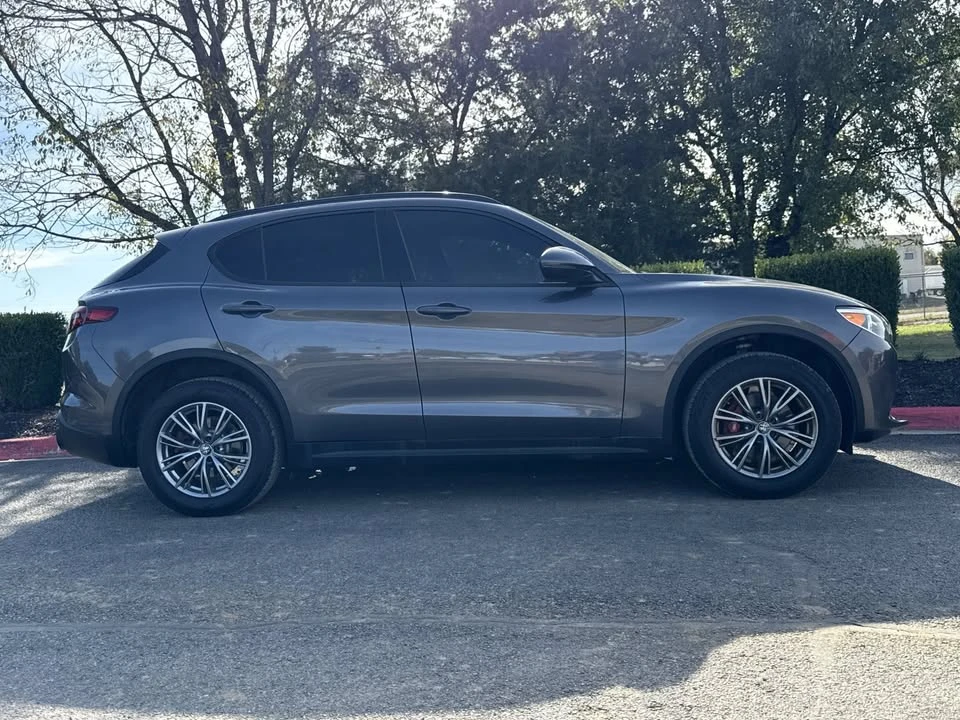 2022 Alfa Romeo Stelvio - Image 8 of 19