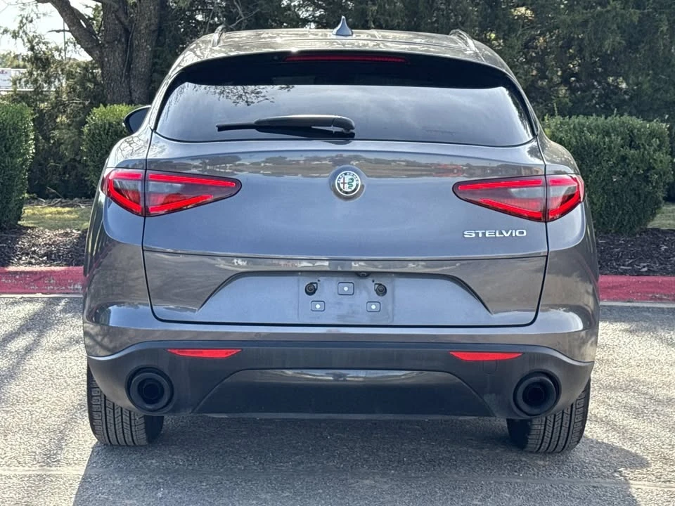 2022 Alfa Romeo Stelvio - Image 5 of 19