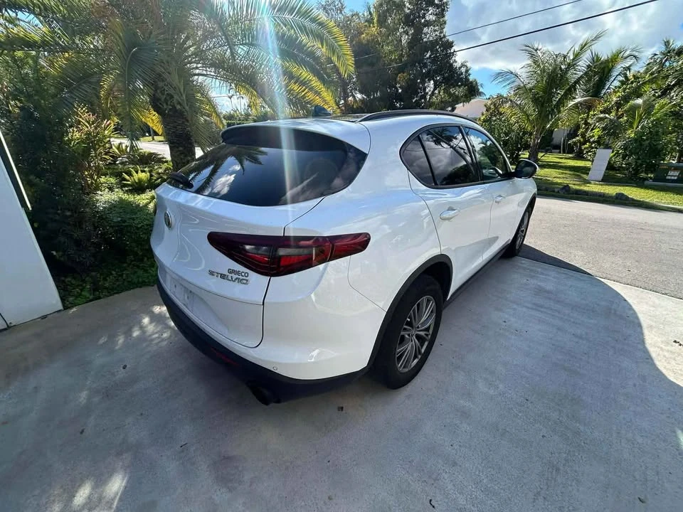 2022 Alfa Romeo Stelvio - Image 4 of 8