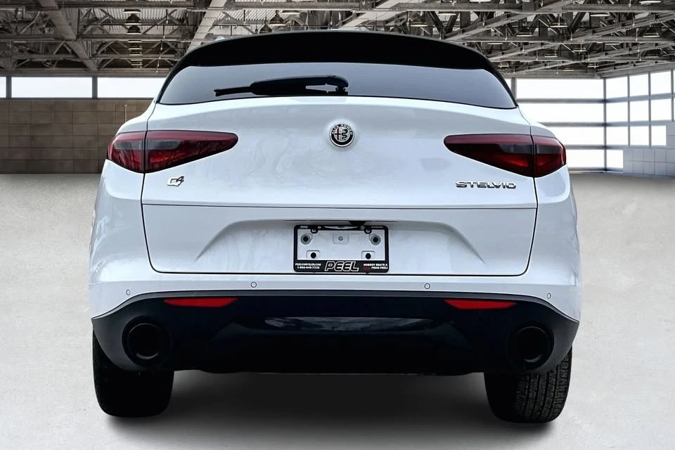 2022 Alfa Romeo Stelvio - Image 5 of 20