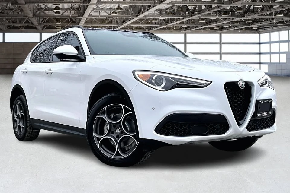2022 Alfa Romeo Stelvio - Image 3 of 20