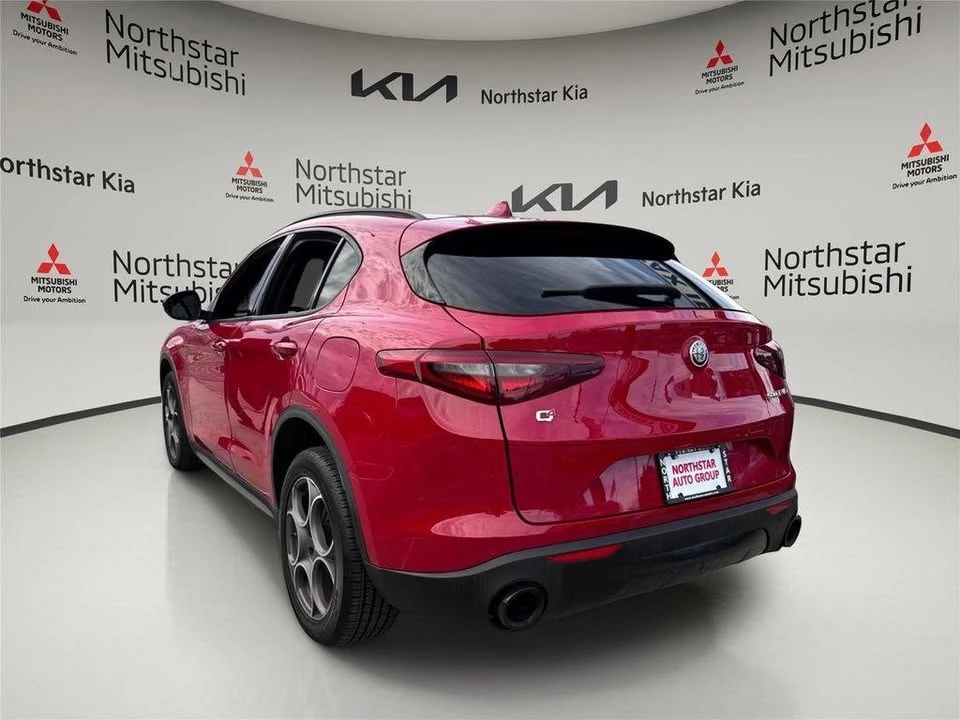 2022 Alfa Romeo Stelvio - Image 2 of 20