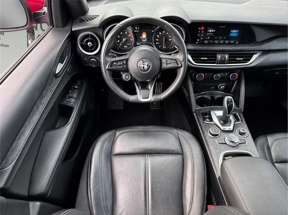 2022 Alfa Romeo Stelvio - Image 18 of 20