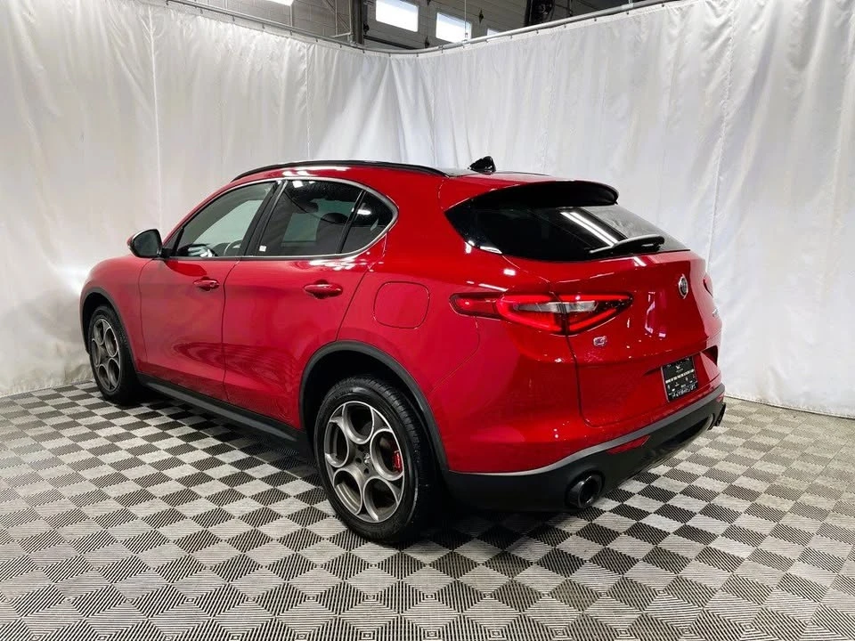 2022 Alfa Romeo Stelvio - Image 3 of 18