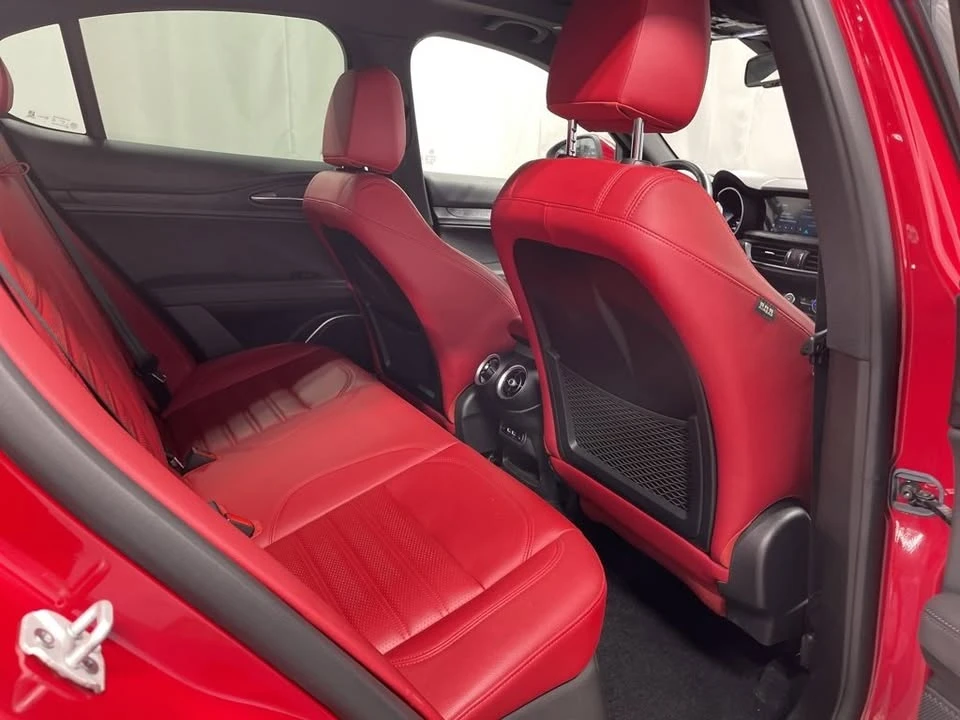2022 Alfa Romeo Stelvio - Image 16 of 18