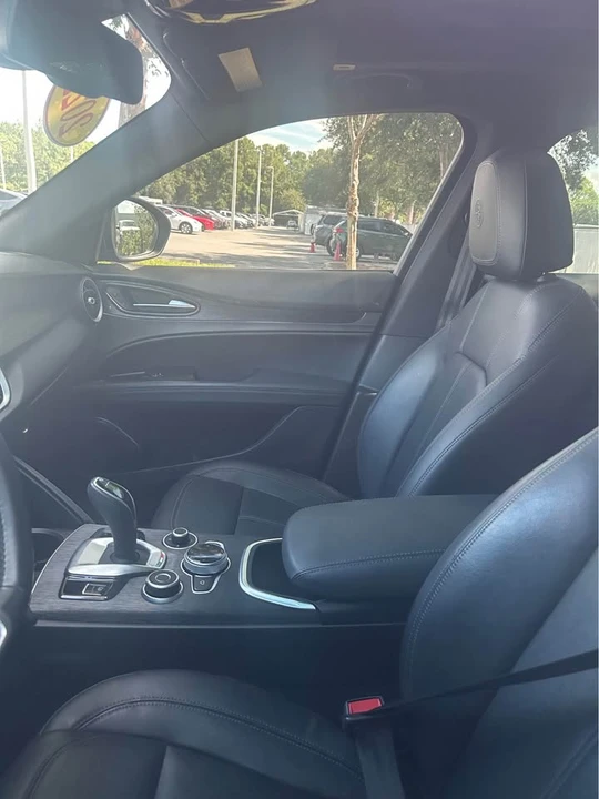 2022 Alfa Romeo Stelvio - Image 4 of 5