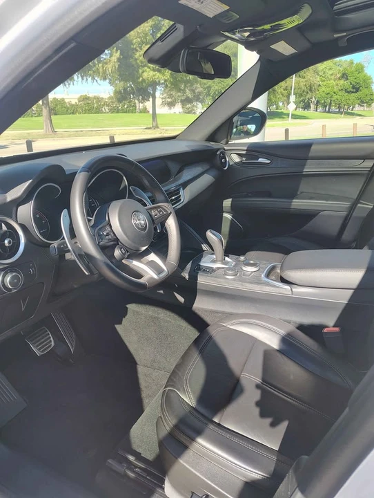 2022 Alfa Romeo Stelvio - Image 6 of 8