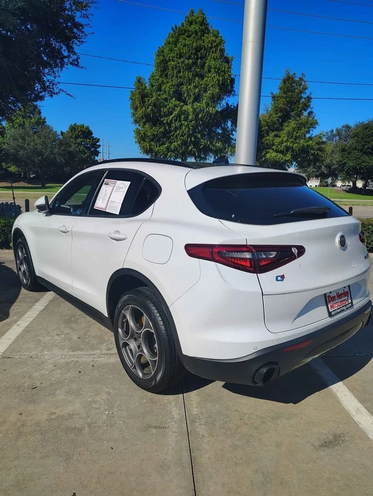 2022 Alfa Romeo Stelvio - Image 4 of 8