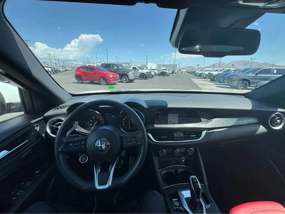 2022 Alfa Romeo Stelvio - Image 6 of 7