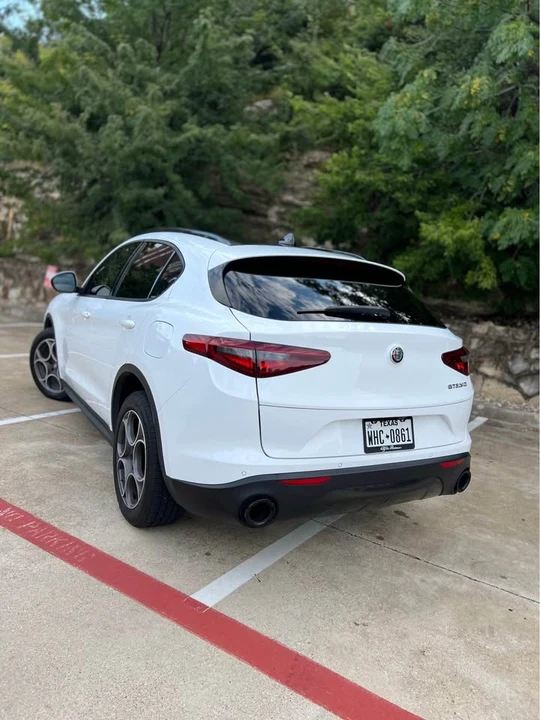 2022 Alfa Romeo Stelvio - Image 14 of 15