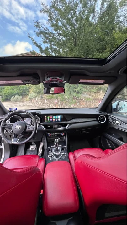 2022 Alfa Romeo Stelvio - Image 5 of 15