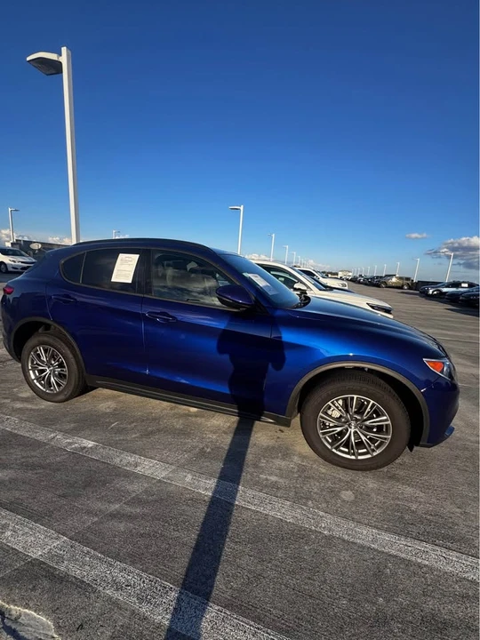 2022 Alfa Romeo Stelvio - Image 11 of 13