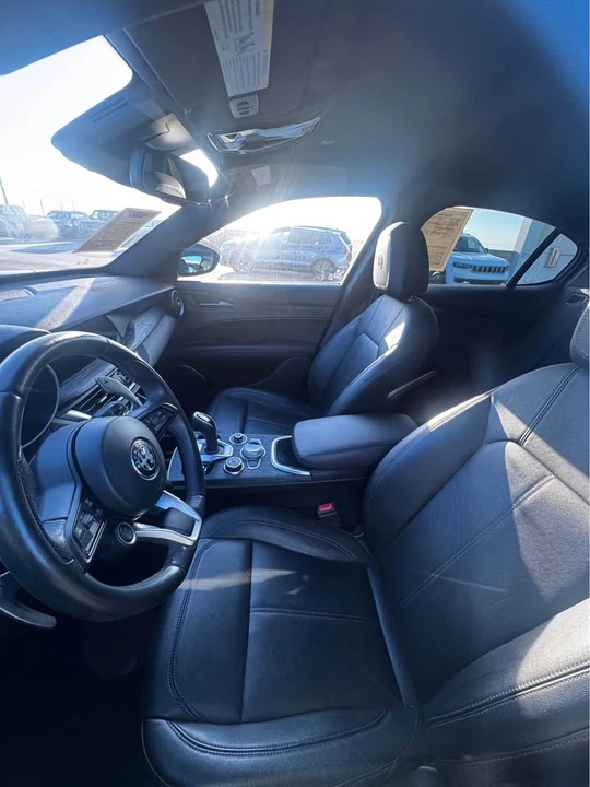 2022 Alfa Romeo Stelvio - Image 6 of 13
