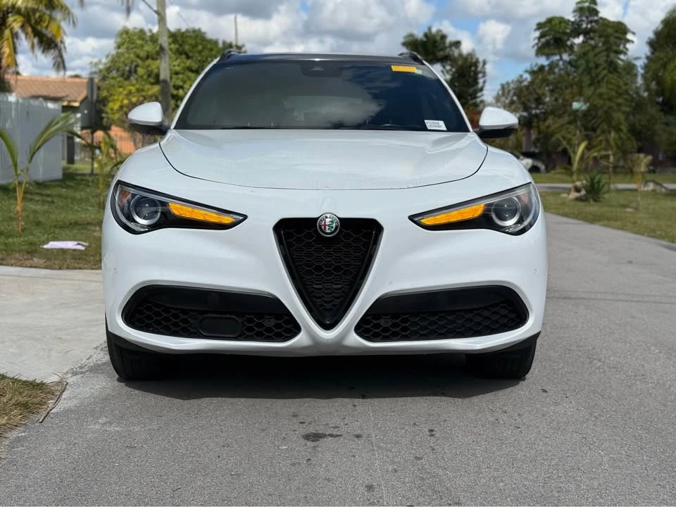 2022 Alfa Romeo Stelvio - Image 9 of 15