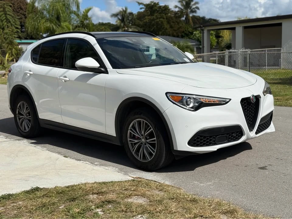2022 Alfa Romeo Stelvio - Image 8 of 15