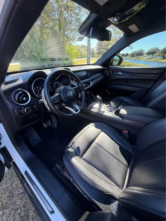2022 Alfa Romeo Stelvio - Image 12 of 15