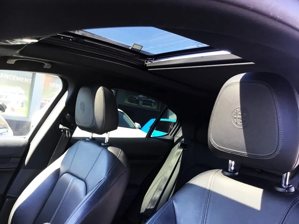 2022 Alfa Romeo Stelvio - Image 8 of 20