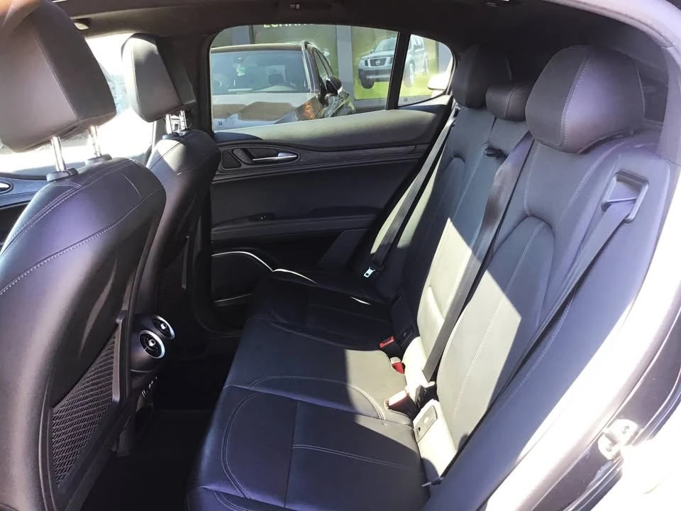 2022 Alfa Romeo Stelvio - Image 18 of 20