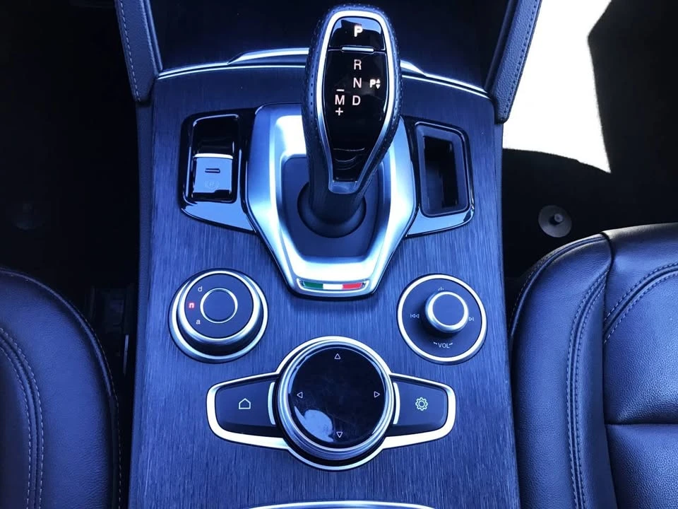 2022 Alfa Romeo Stelvio - Image 16 of 20