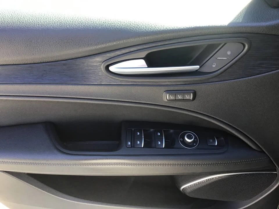 2022 Alfa Romeo Stelvio - Image 17 of 20