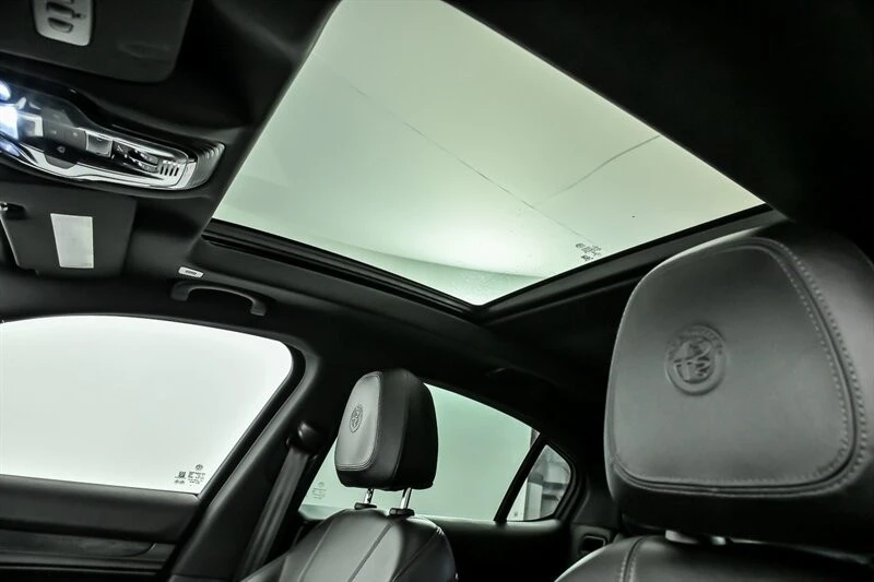 2022 Alfa Romeo Stelvio - Image 20 of 31