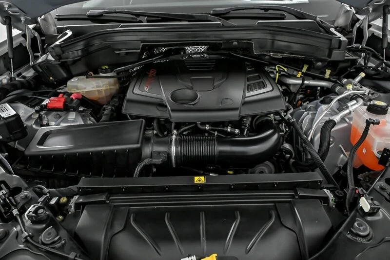 2022 Alfa Romeo Stelvio - Image 14 of 31