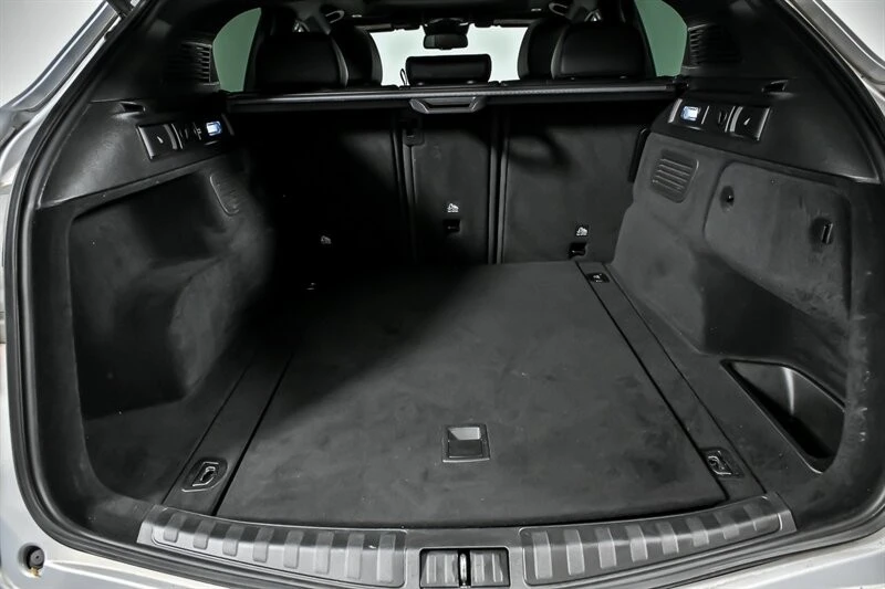 2022 Alfa Romeo Stelvio - Image 13 of 31