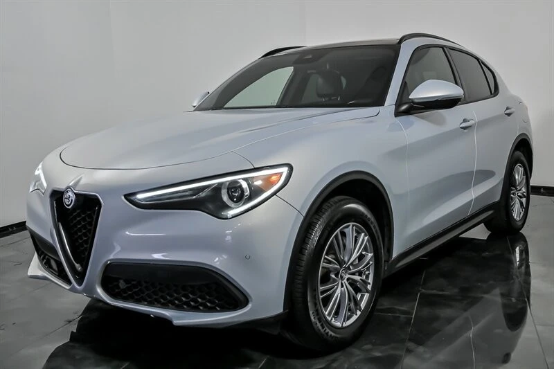 2022 Alfa Romeo Stelvio - Image 5 of 31