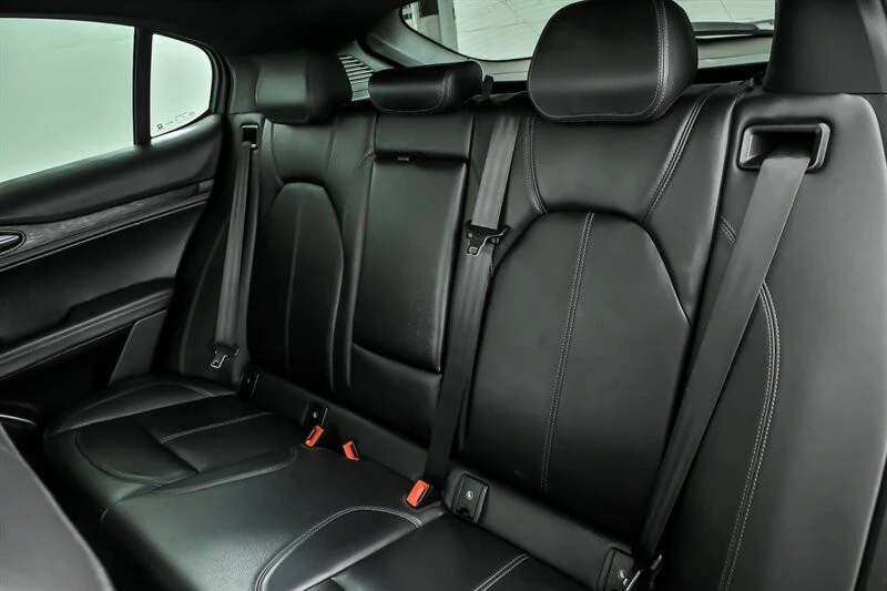 2022 Alfa Romeo Stelvio - Image 21 of 31