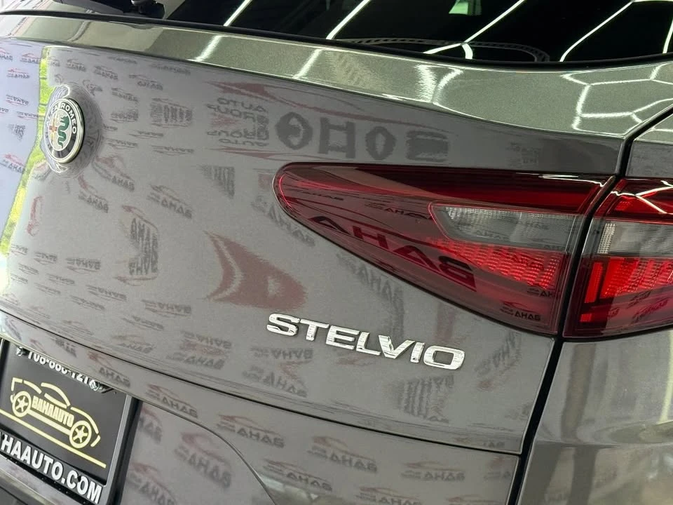 2022 Alfa Romeo Stelvio - Image 12 of 20