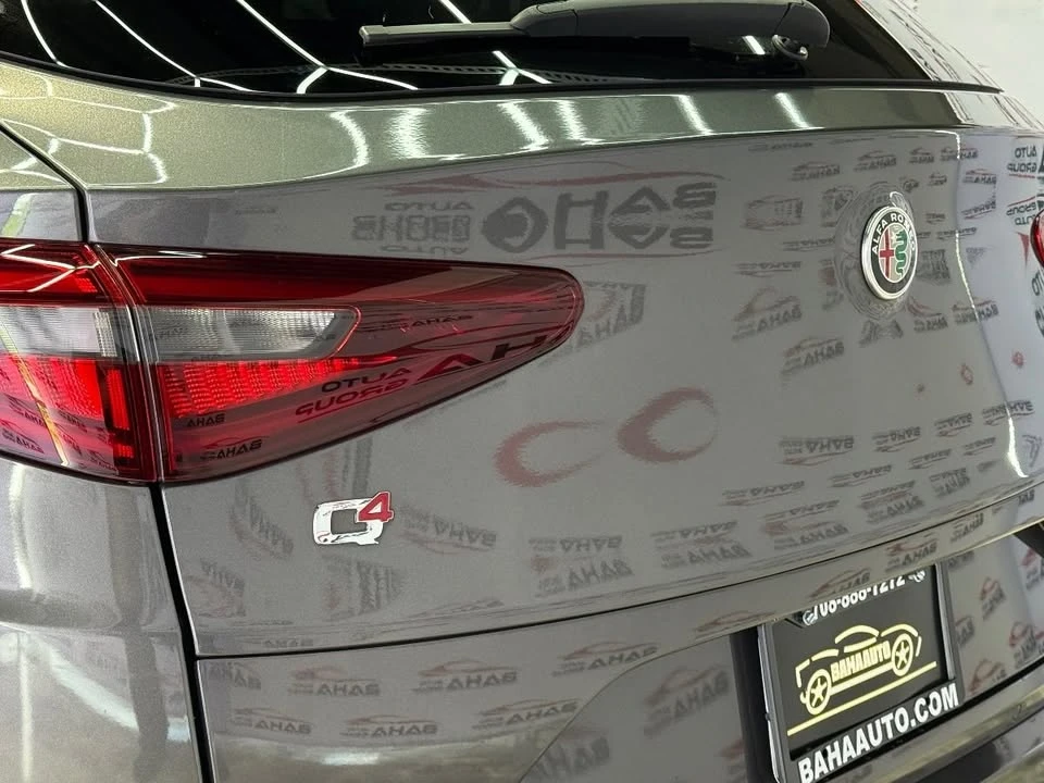 2022 Alfa Romeo Stelvio - Image 13 of 20