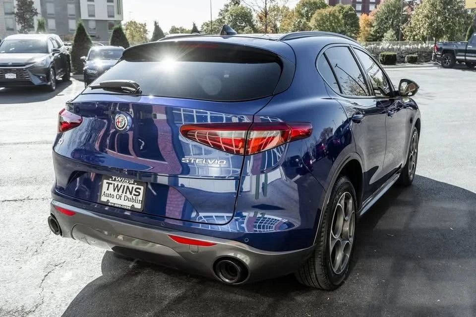 2022 Alfa Romeo Stelvio - Image 17 of 20