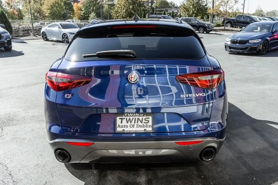 2022 Alfa Romeo Stelvio - Image 18 of 20