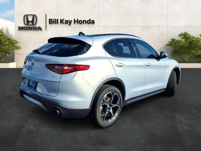 2022 Alfa Romeo Stelvio - Image 3 of 20